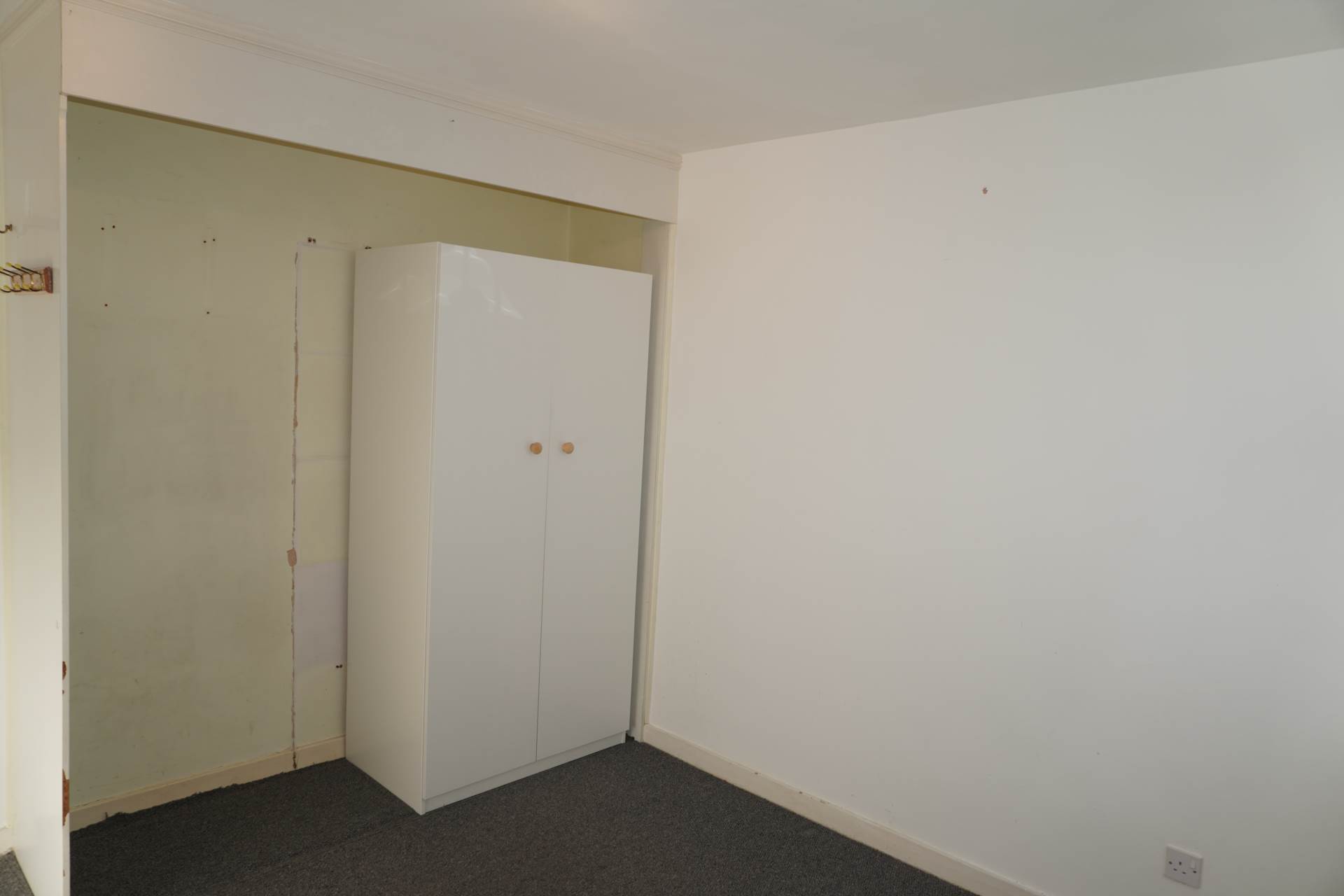 Greenlaw Court, London, Image 12