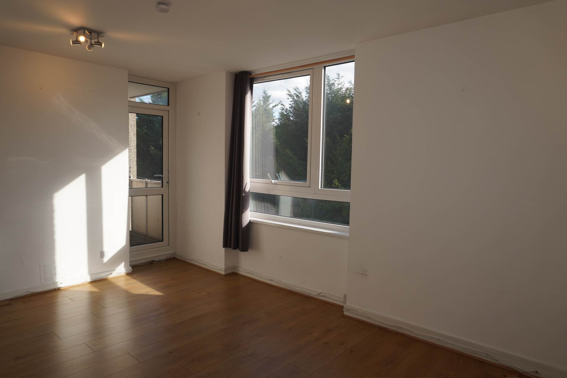 Greenlaw Court, London, Image 3