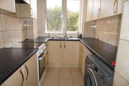 Property For Rent Greenlaw Court, London