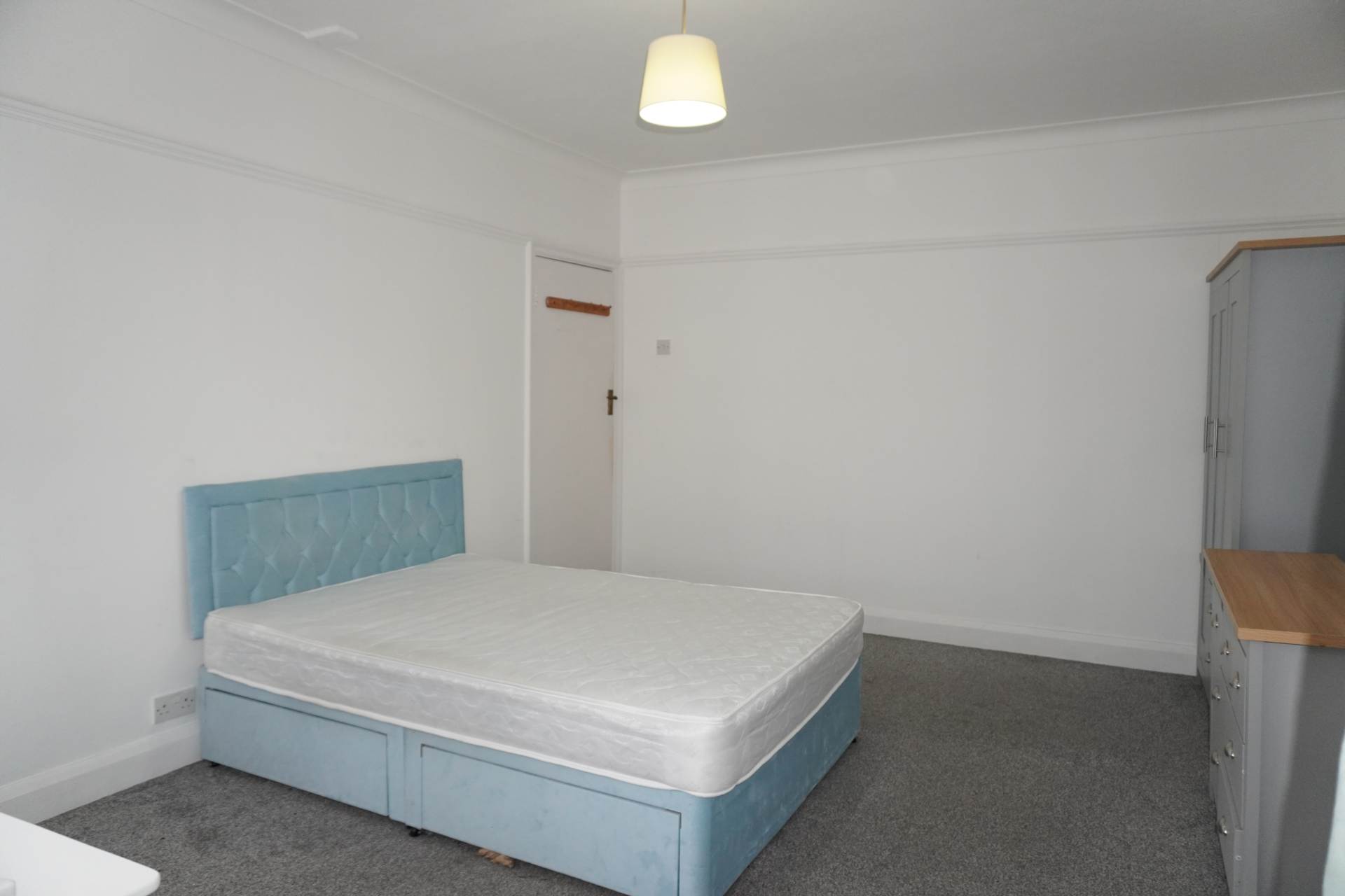 Connington Road, London, Image 10