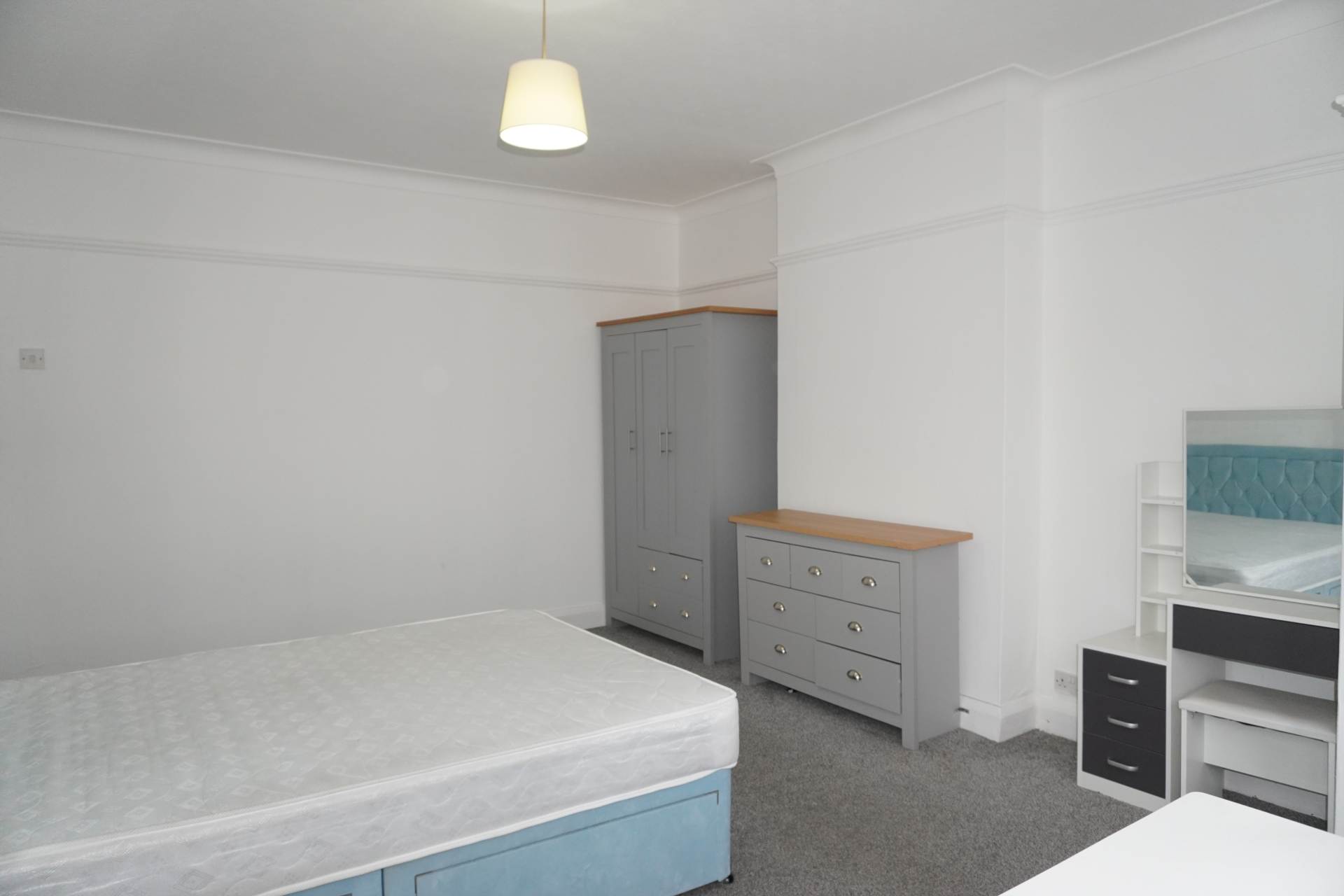 Connington Road, London, Image 8