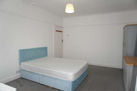 Connington Road, London, Image 10
