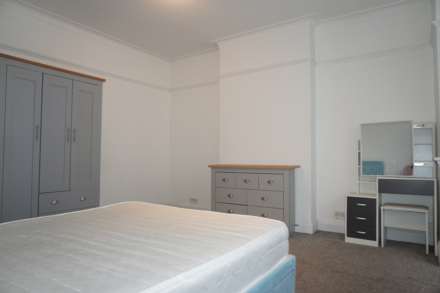 Connington Road, London, Image 14