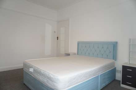 Connington Road, London, Image 4