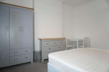Connington Road, London, Image 5