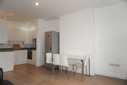Property For Rent Grange Park, London