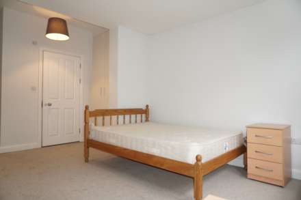 Grange Park, London, Image 11