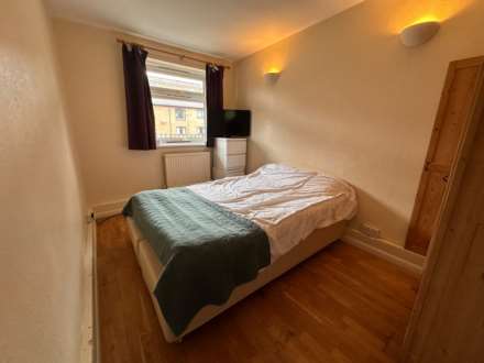 Scotts Court, Scotts Road, London, Image 2