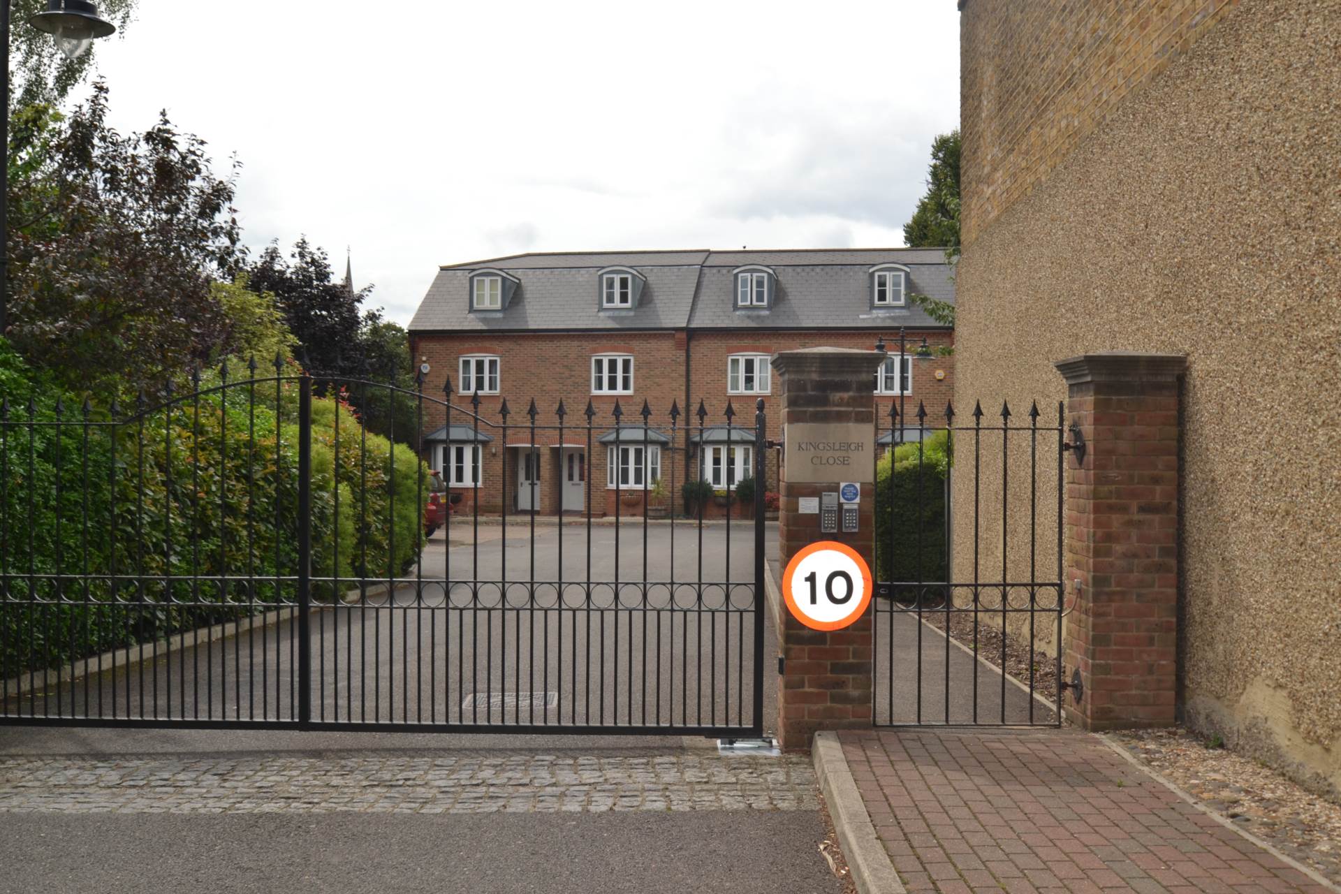 Kingsleigh Close, Brentford, Image 8