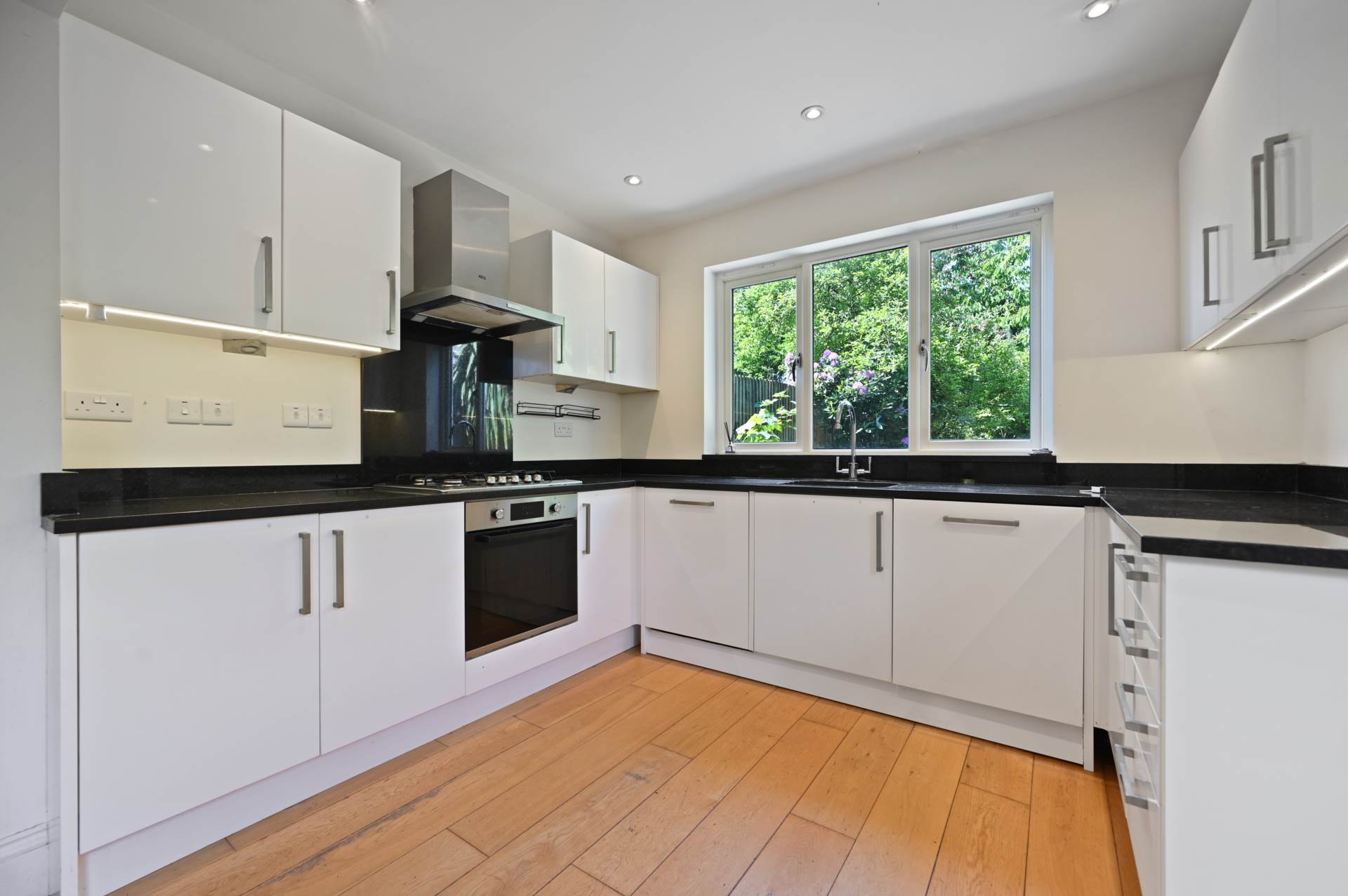 Maldon Road, Poet's Corner, Acton W3 6SU, Image 6