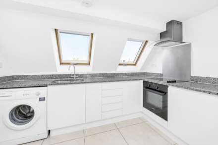 Property For Rent Uxbridge Road, Shepherds Bush, London