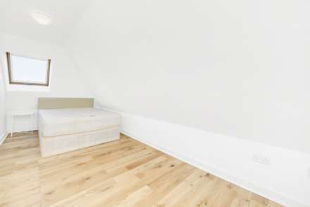 Uxbridge Road, Shepherds Bush, London, W12 0NP, Image 6