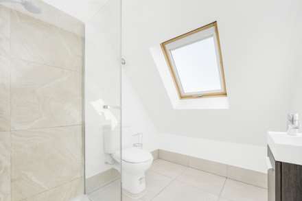 Uxbridge Road, Shepherds Bush, London, W12 0NP, Image 8