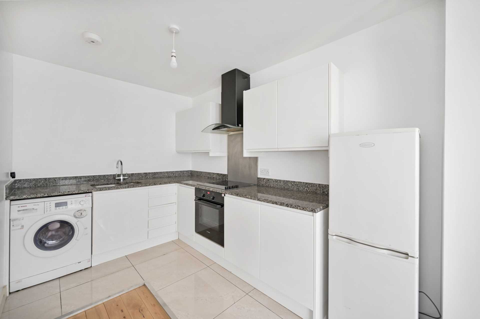 Uxbridge Road, Shepherds Bush London W12 0NP, Image 1