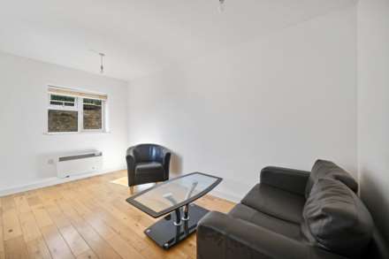 Uxbridge Road, Shepherds Bush London W12 0NP, Image 5