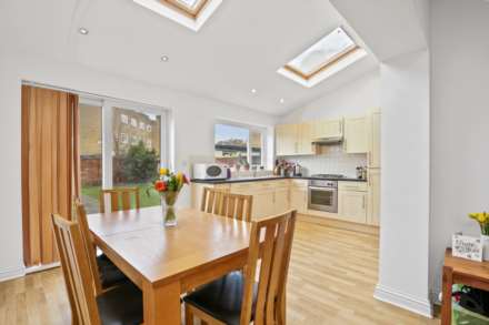 First Avenue, Acton, London, W3 7JN, Image 6