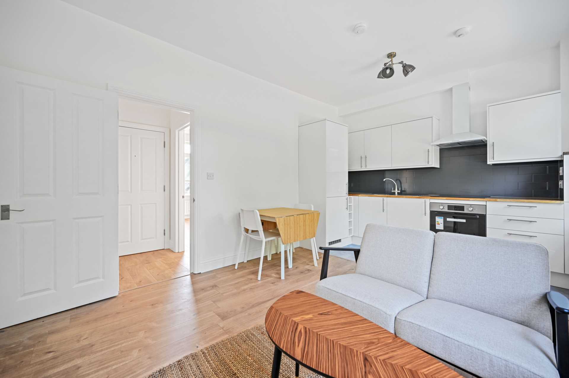 Lillie Road, Fulham, London SW6 7PA, Image 3