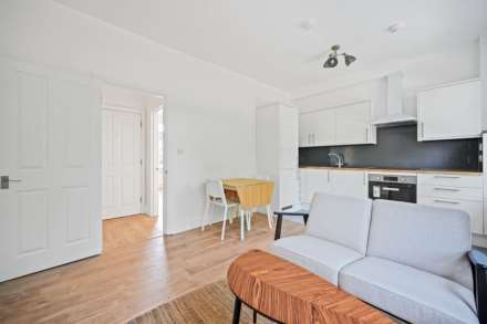 Lillie Road, Fulham, London SW6 7PA, Image 3
