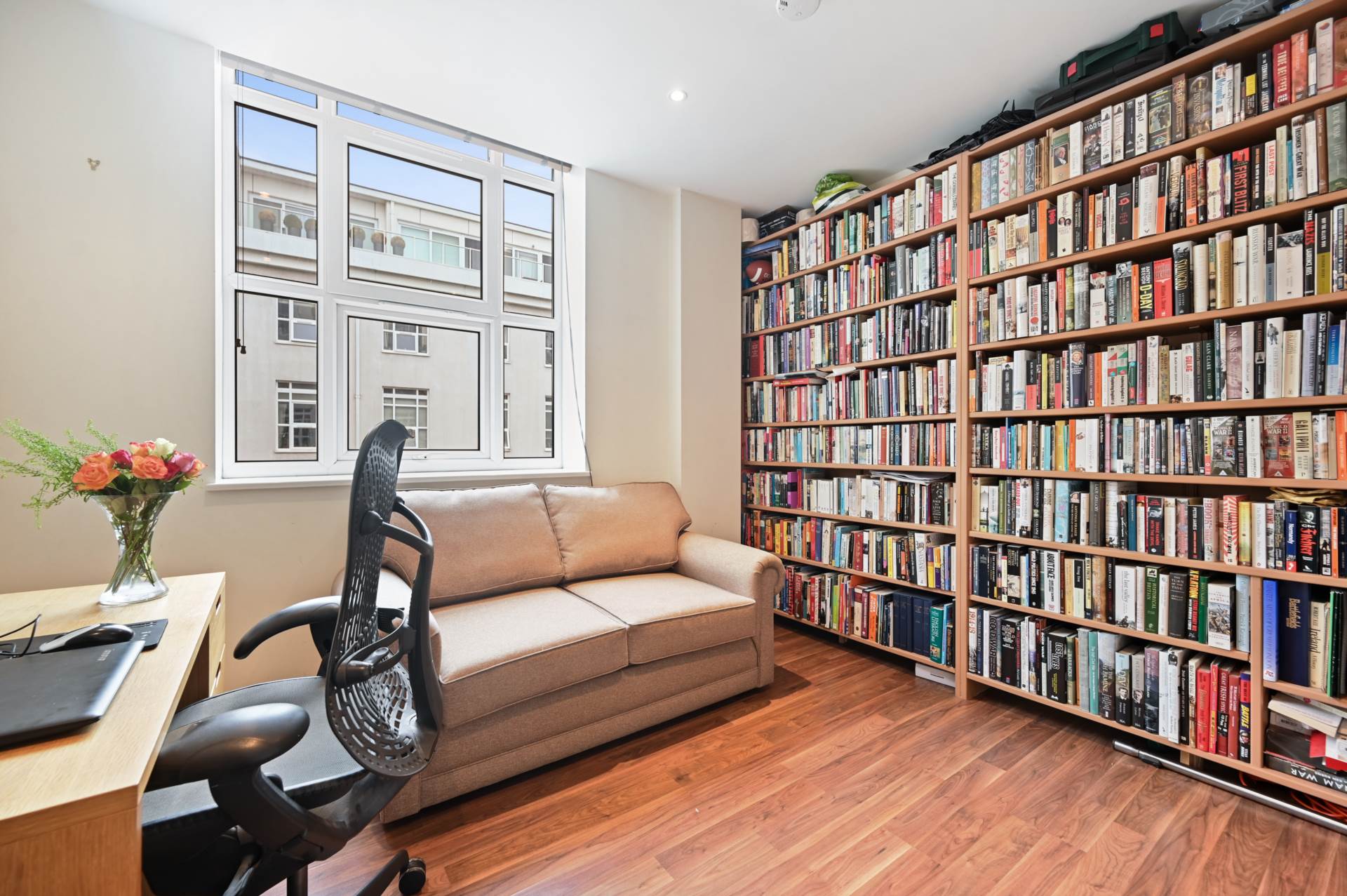 Bromyard Avenue, East Acton, London W3 7BS, Image 6