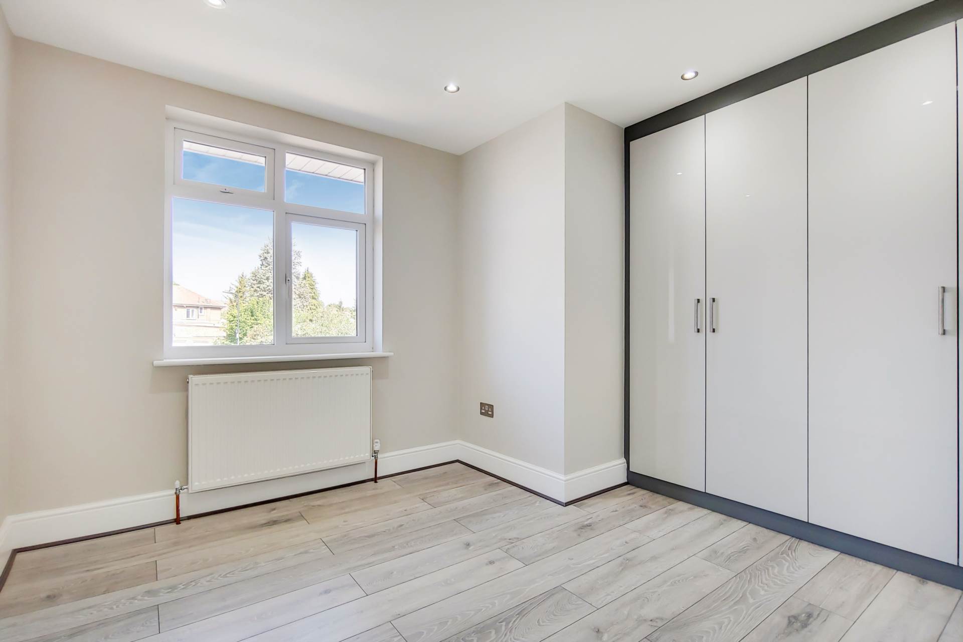 St. Dunstans Avenue, Acton, W3 6QL, Image 10