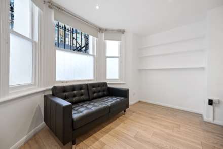 Sinclair Gardens, Brook Green W14 0AT, Image 4