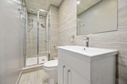 Sinclair Gardens, Brook Green W14 0AT, Image 7