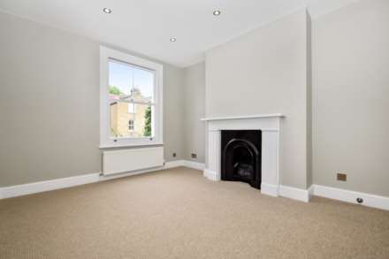 Oaklands Grove, Shepherds Bush, W12 0JA, Image 6