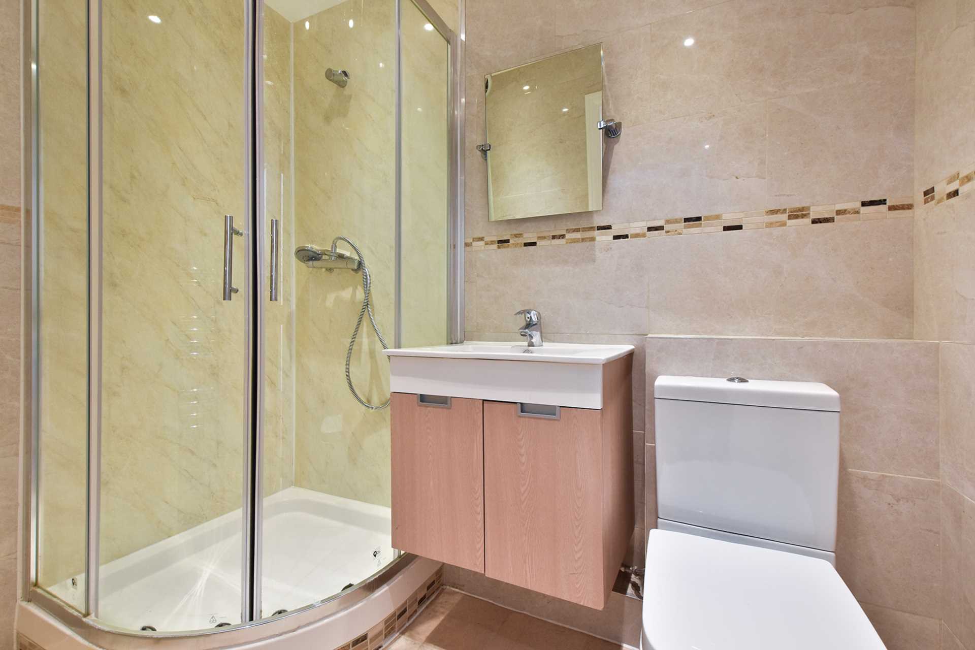 Caledonian Road, Kings Cross, London N1 9DT, Image 8
