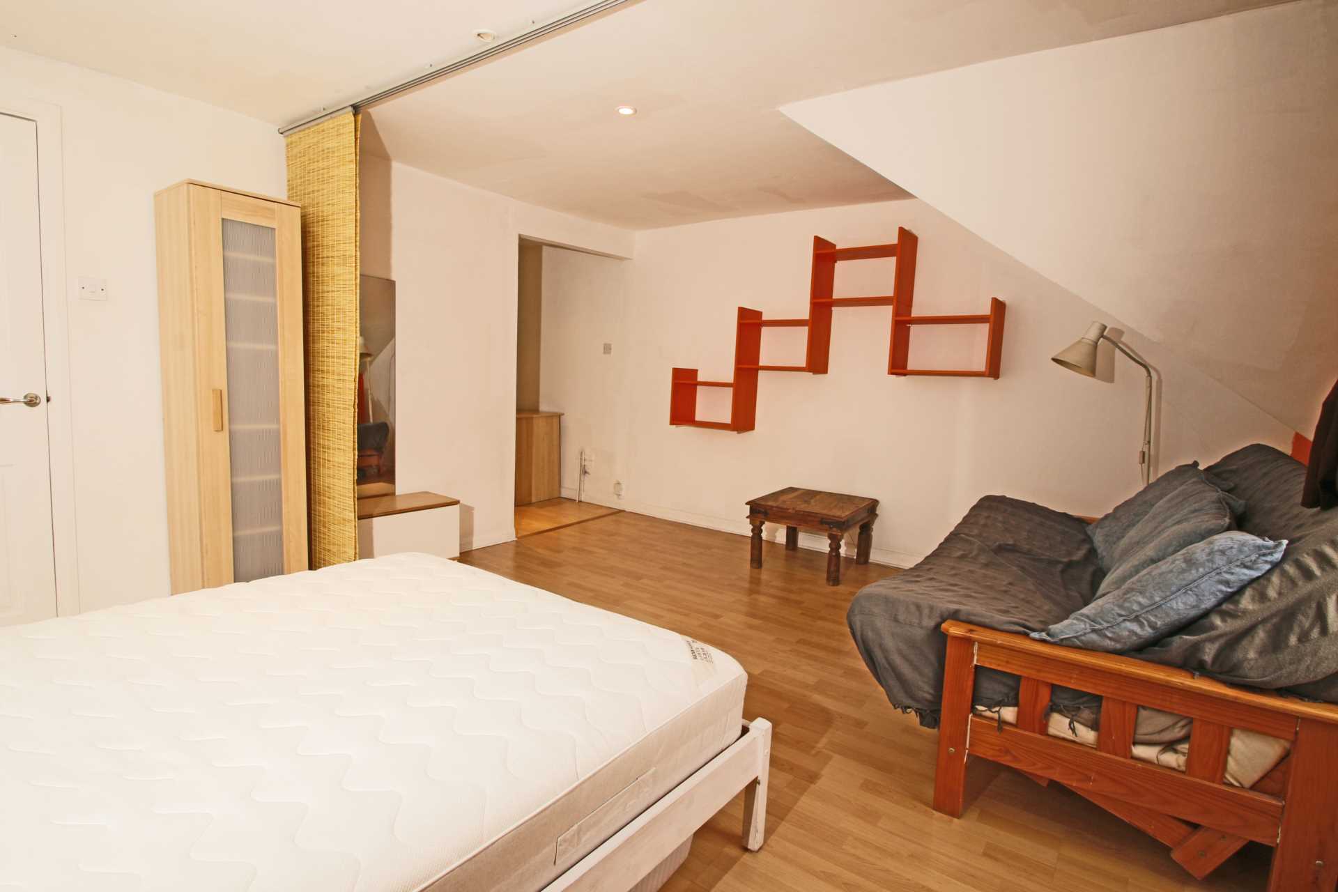 Grove Hill Road, Denmark Hill, SE5 8DF, Image 1
