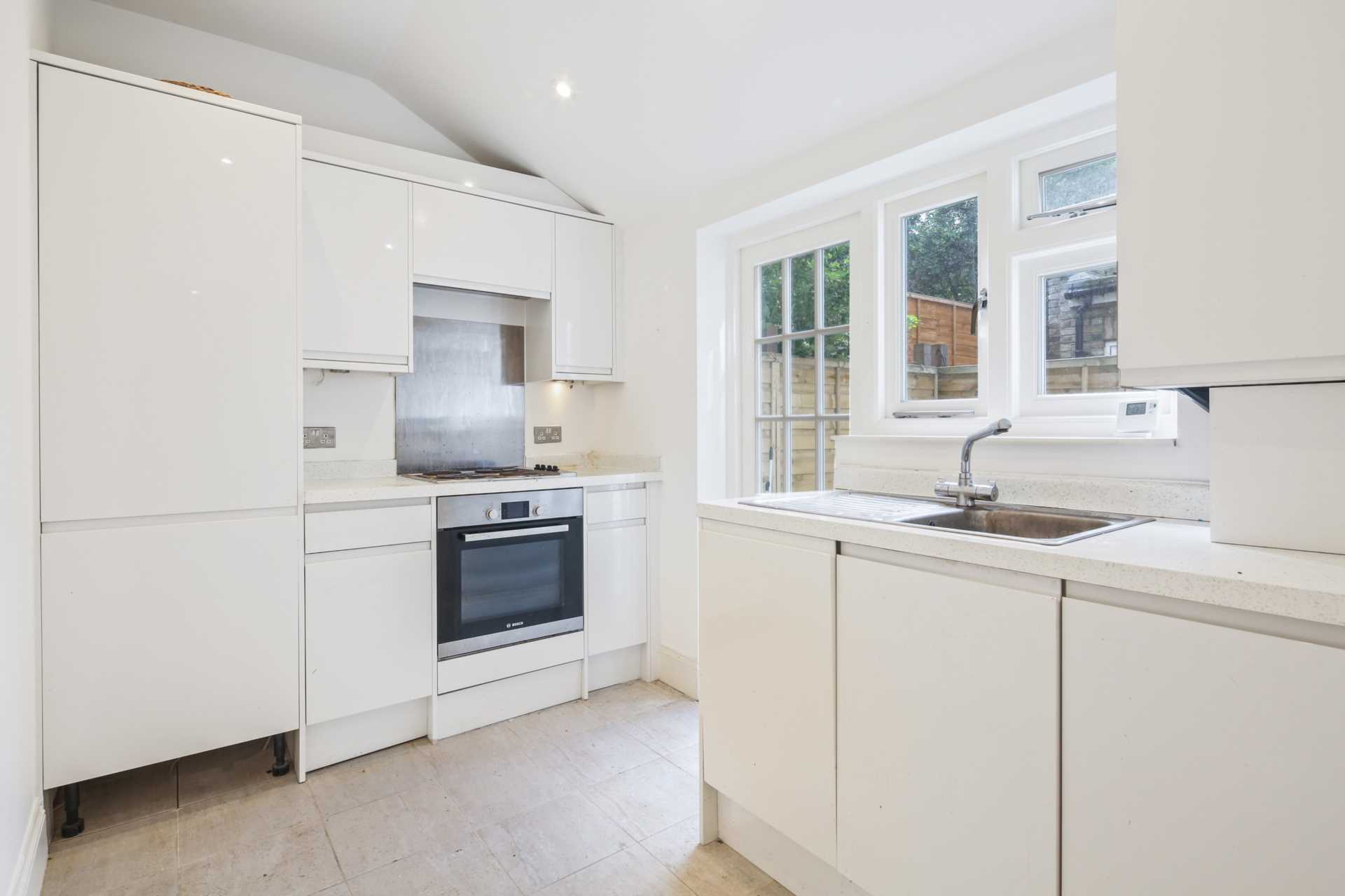 Tunis Road, Shepherds Bush, London W12 7EY, Image 2