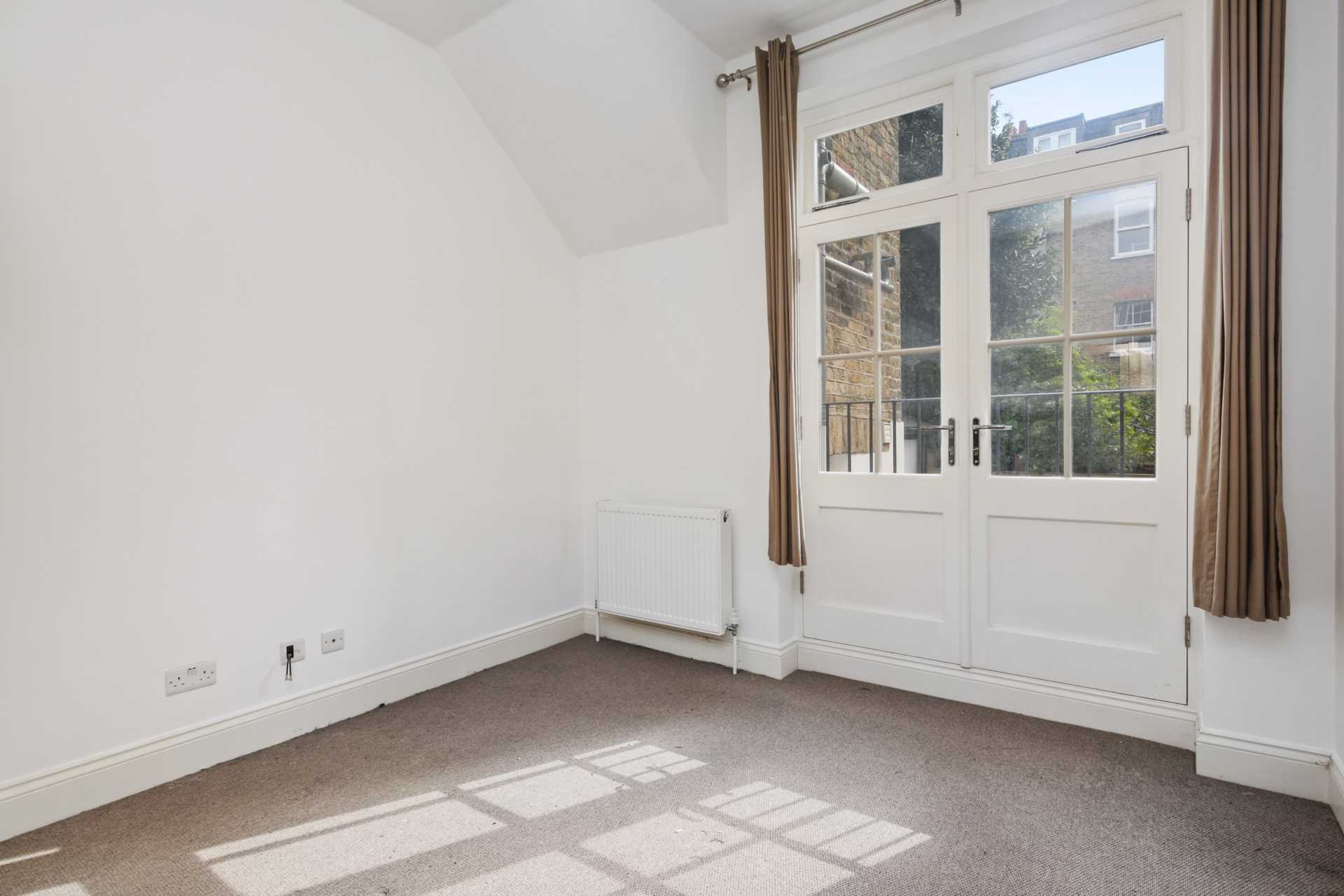 Tunis Road, Shepherds Bush, London W12 7EY, Image 4