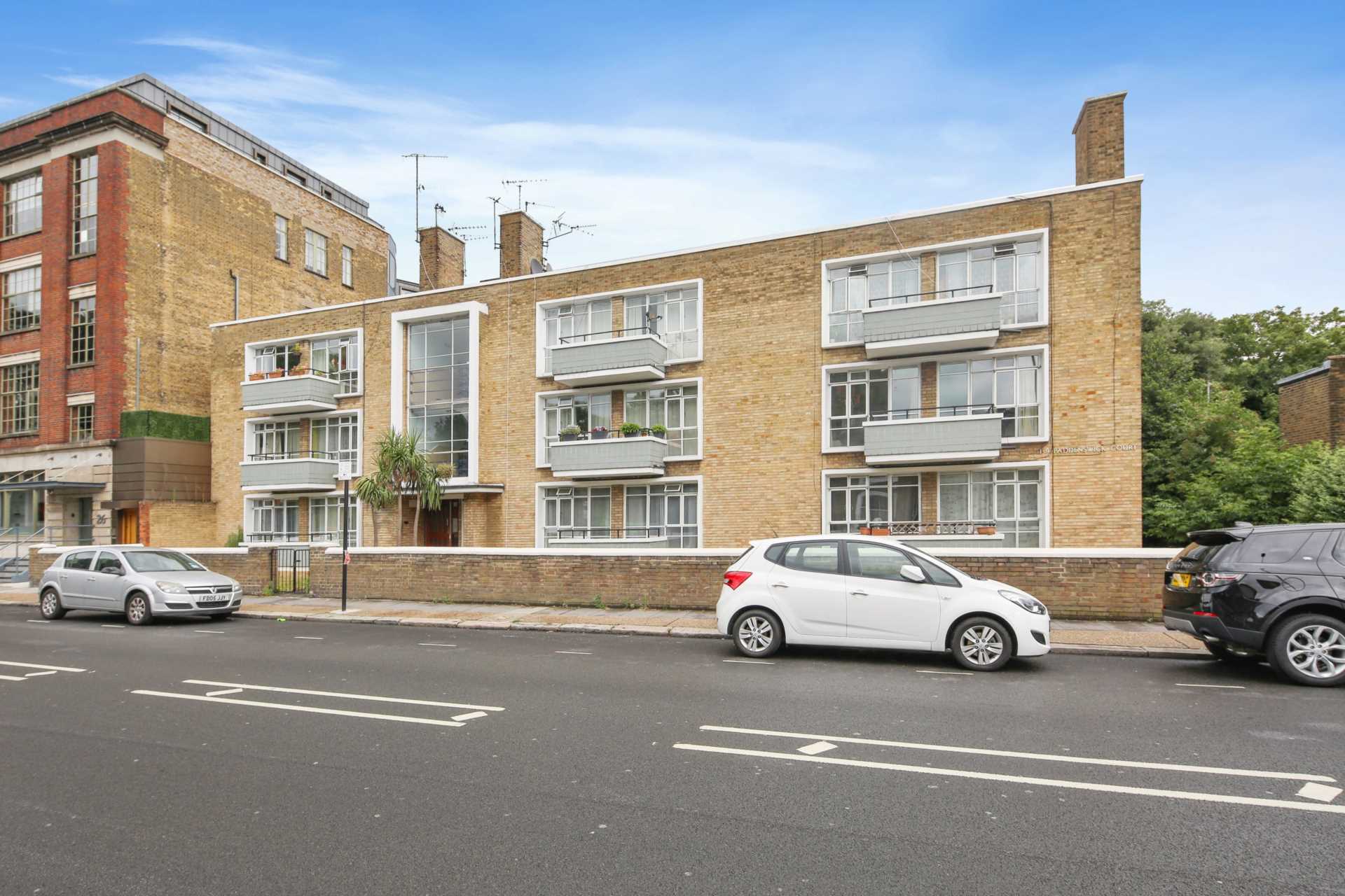 Paddenswick Court, Hammersmith W6 0UF, Image 1