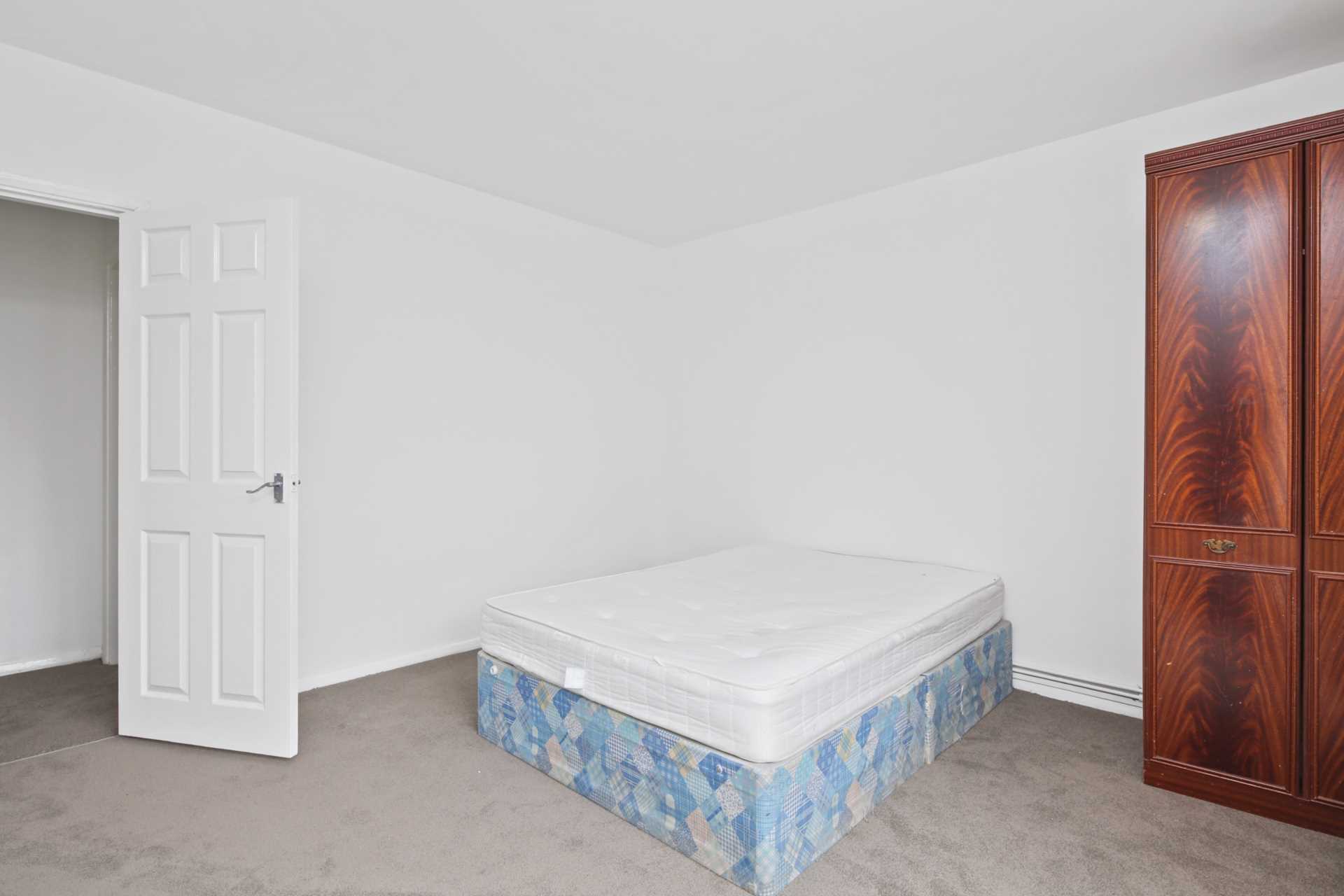 Paddenswick Court, Hammersmith W6 0UF, Image 5