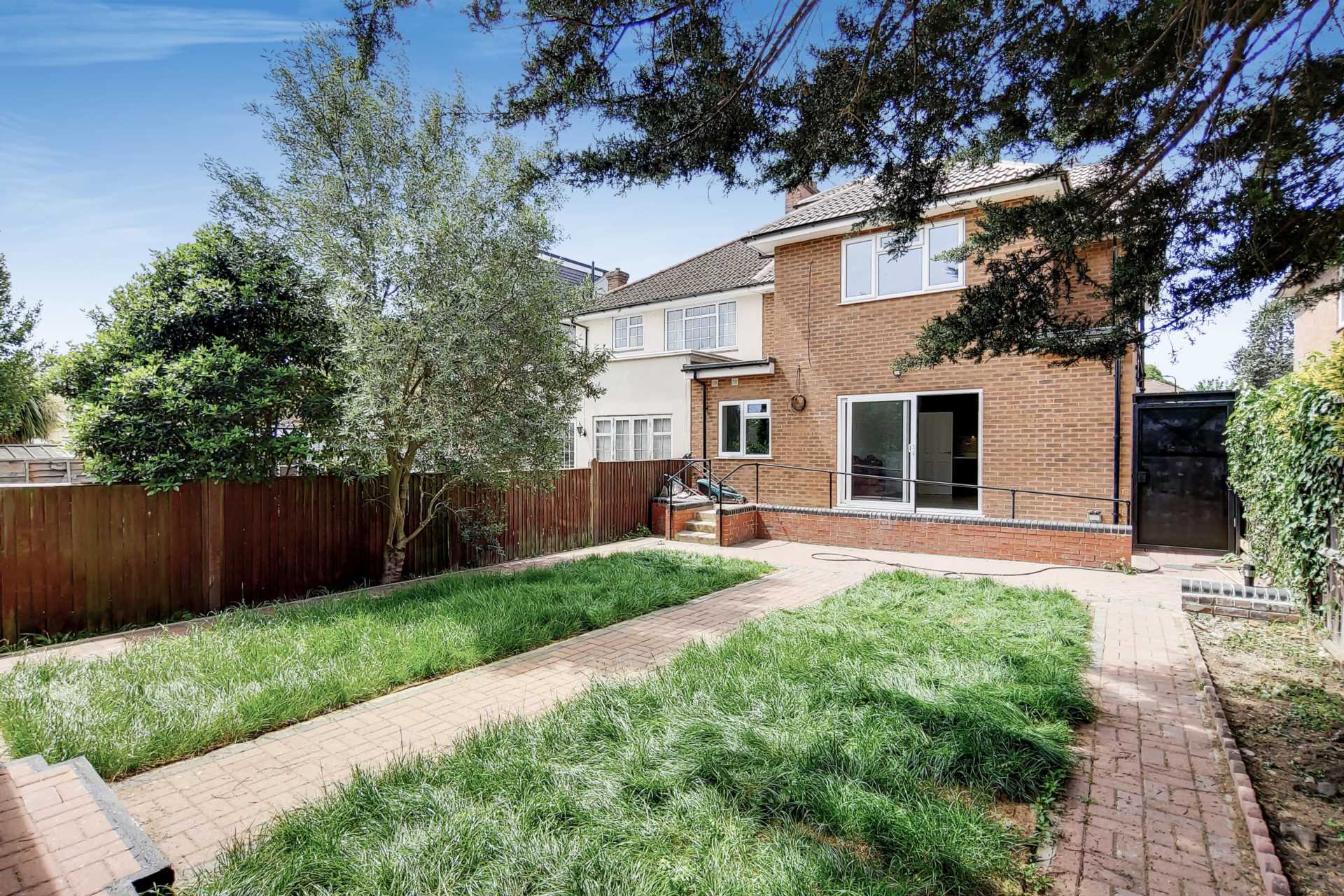ST DUNSTANS AVENUE, LONDON, W3 6QL, Image 10