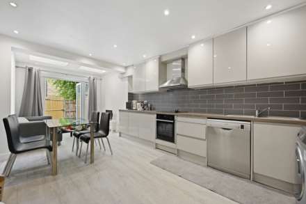 Adeney Close, Hammersmith, London W6 8ET, Image 2