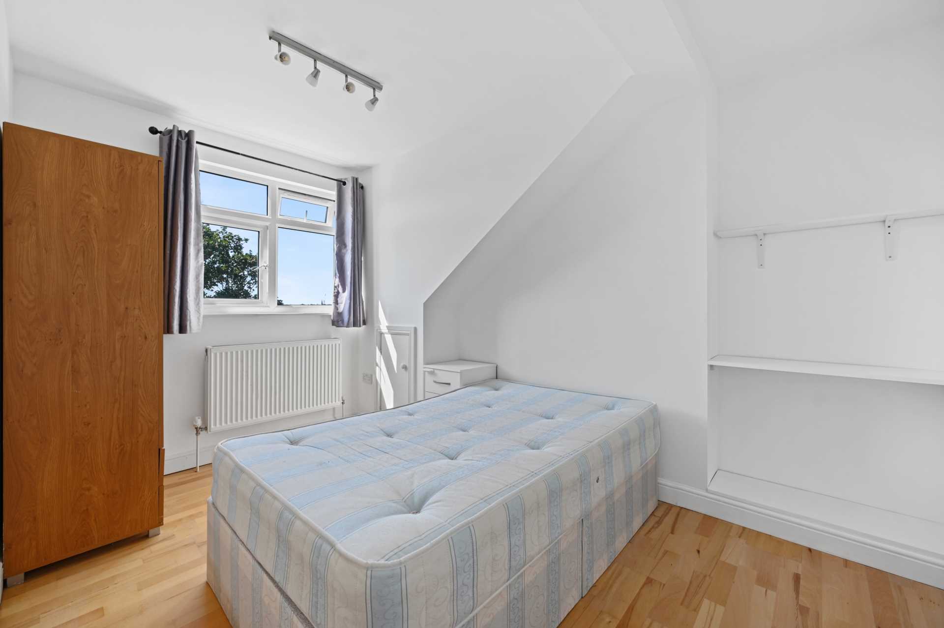 Ormiston Grove, Shepherds Bush, London W12 0JT, Image 6