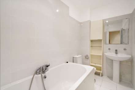 Batoum Gardens, Hammersmith, London W6 7QB, Image 4