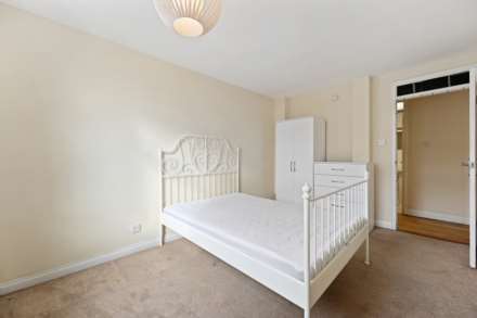 Shepherds Bush Green, Shepherds Bush W12 8PL, Image 7
