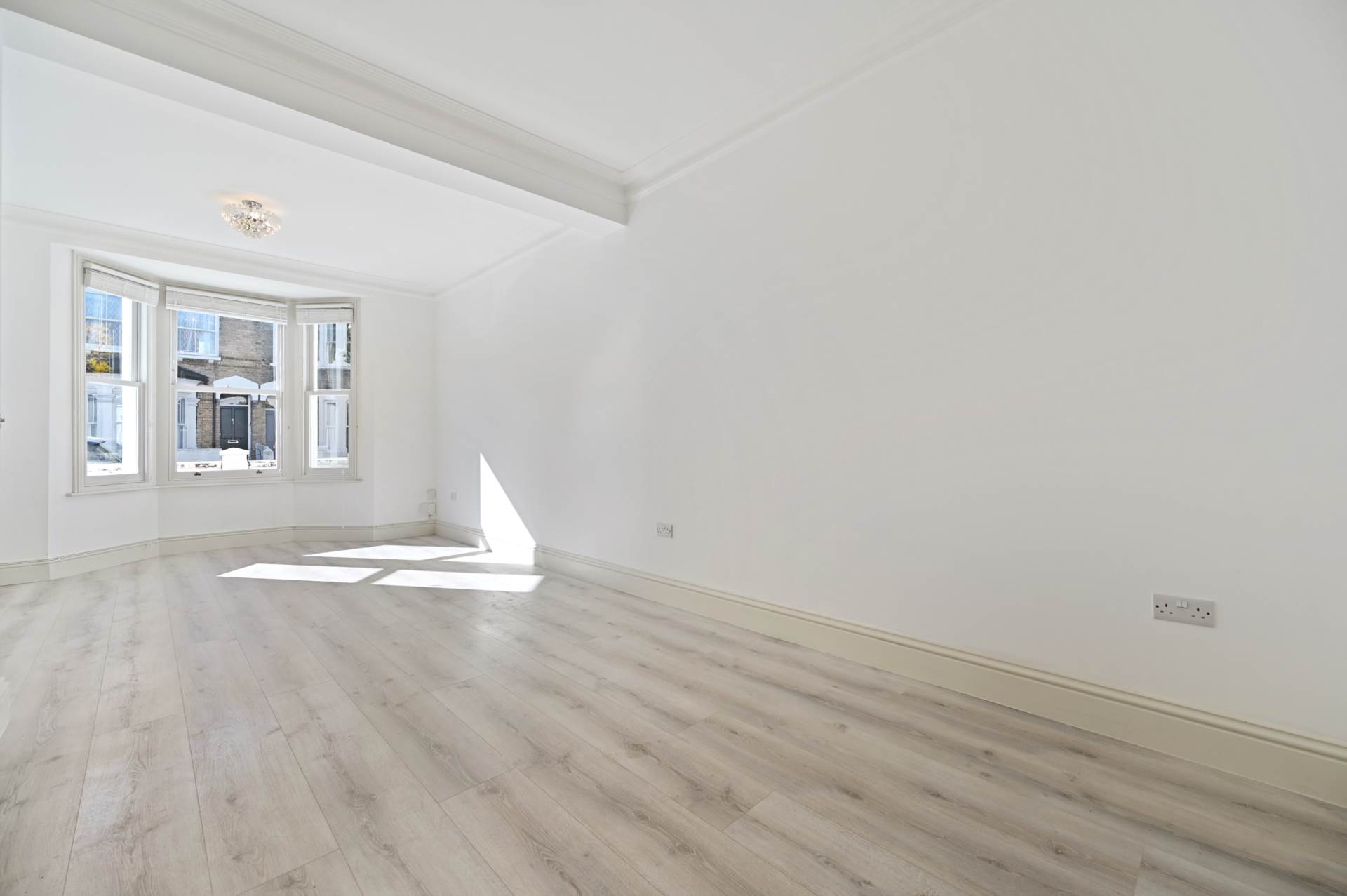 Cobbold Road, London, W12 9LW, Image 1