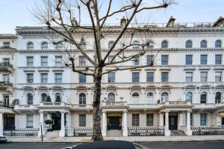 1 Bedroom Flat, Queens Gate, South Kensington, SW7 5HR