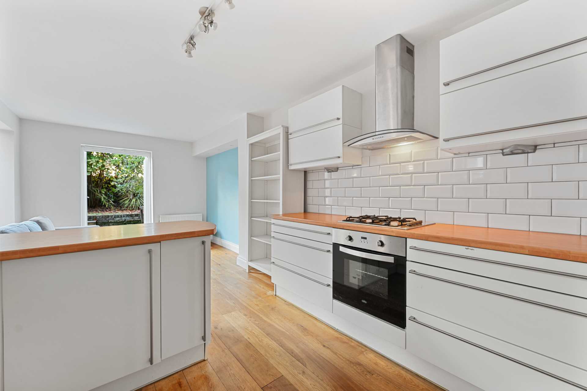 Oaklands Grove, Shepherds Bush, London W12 0JA, Image 4