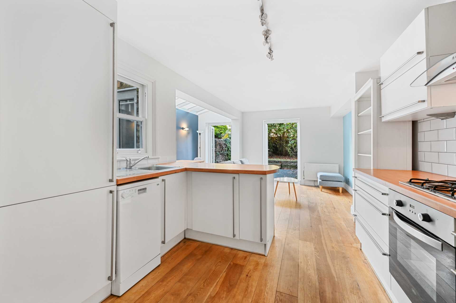 Oaklands Grove, Shepherds Bush, London W12 0JA, Image 5