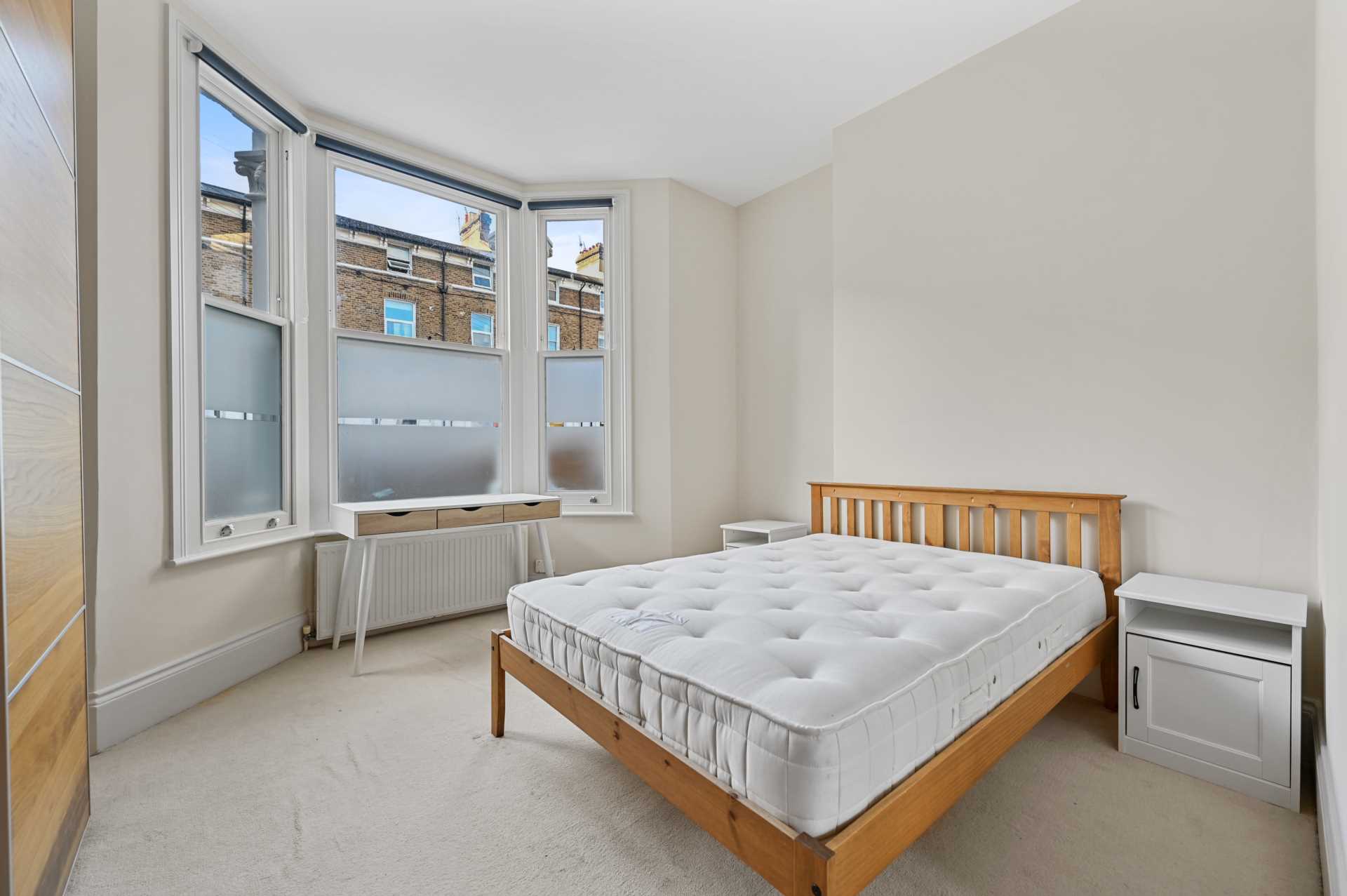 Oaklands Grove, Shepherds Bush, London W12 0JA, Image 8