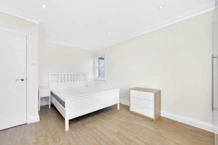 Ormiston Grove, Shepherds Bush, W12 0JR, Image 3