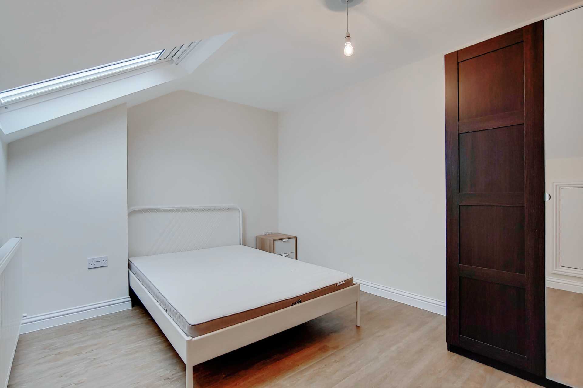 Ormiston Grove, Shepherds Bush, W12 0JR, Image 12