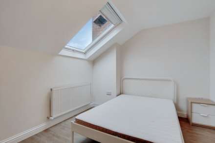Ormiston Grove, Shepherds Bush, W12 0JR, Image 11