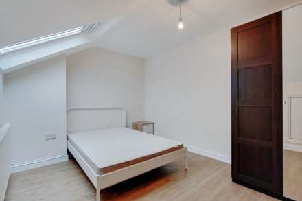 Ormiston Grove, Shepherds Bush, W12 0JR, Image 12