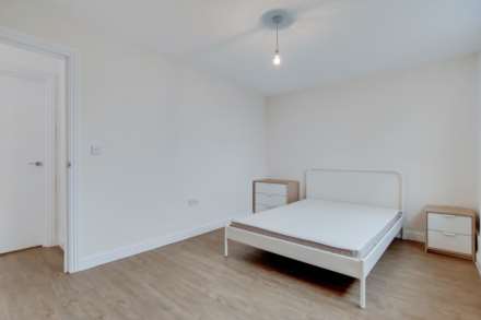 Ormiston Grove, Shepherds Bush, W12 0JR, Image 7