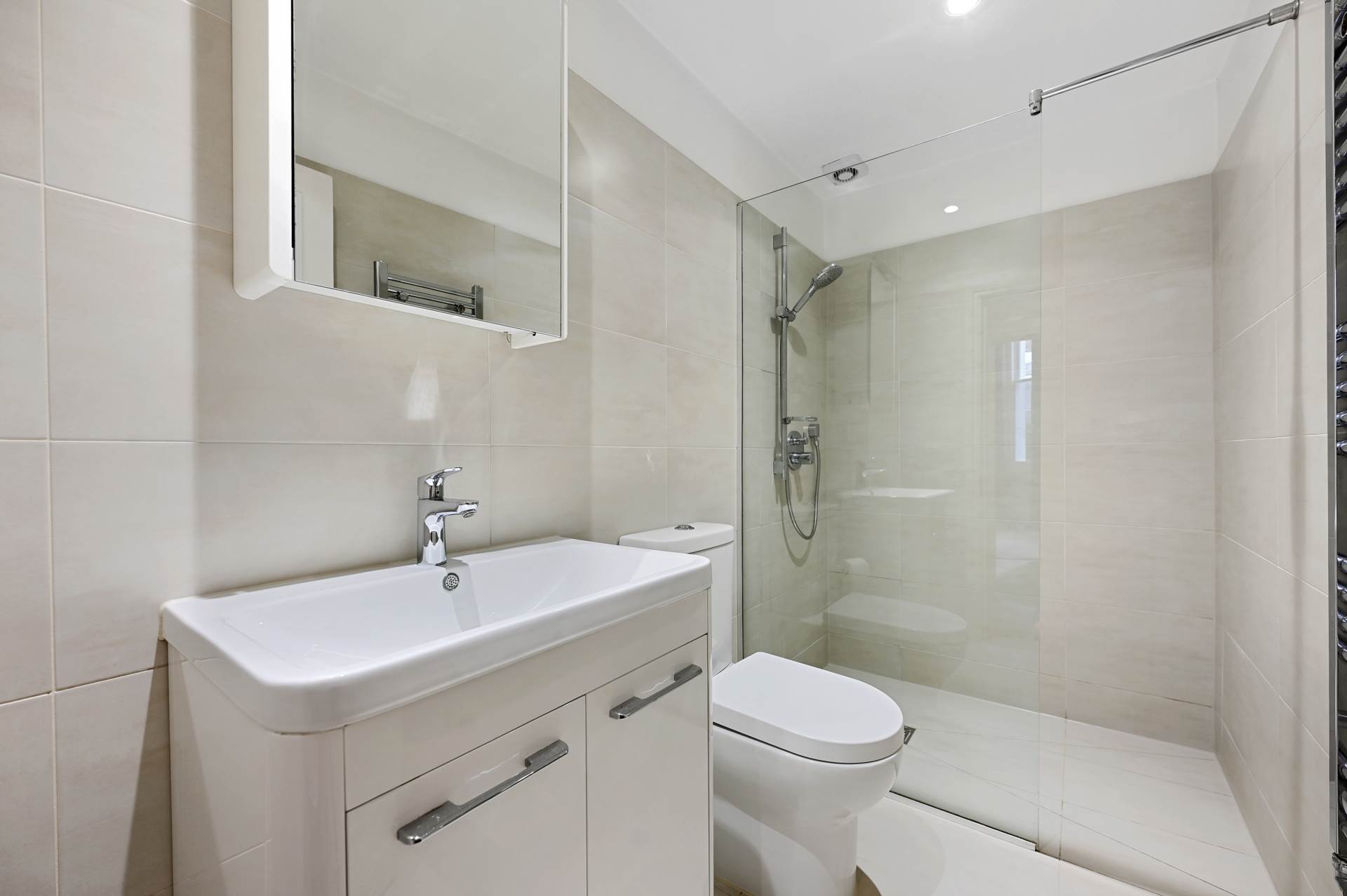 Ormiston Grove, London, W12 0JR, Image 10