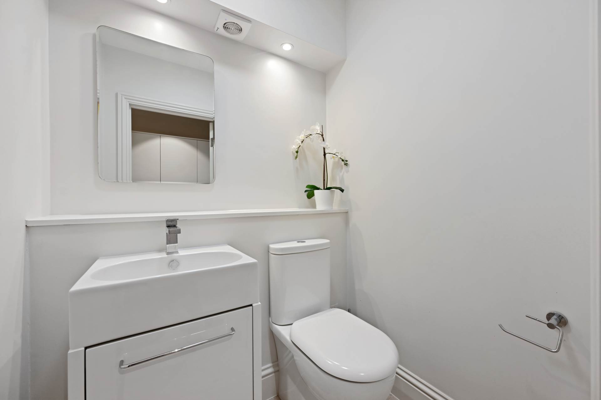 Ormiston Grove, London, W12 0JR, Image 11